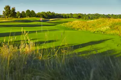 The Grove golf resort and spa &ndash; London's best golf courses