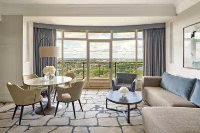 Bedroom at London Hilton on Park Lane