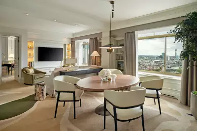 Bedroom at London Hilton on Park Lane
