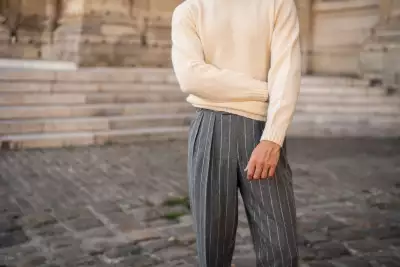 Model wearing Kit Blake trousers
