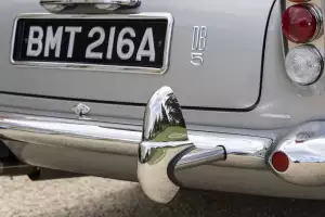 Aston Martin Goldfinger DB5 Continuation