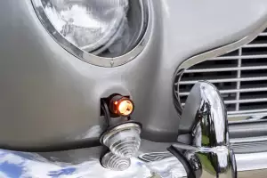 Aston Martin Goldfinger DB5 Continuation