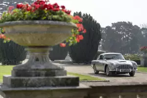 Aston Martin Goldfinger DB5 Continuation