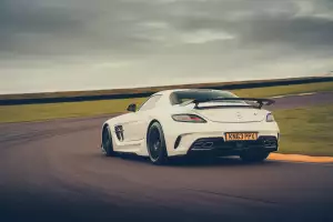 Mercedes-Benz SLS AMG