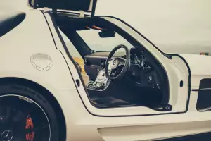 Mercedes-Benz SLS AMG