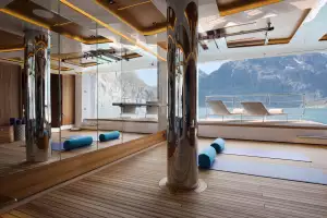 Cloudbreak superyacht to charter Cloudbreak superyacht to charter