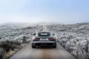 Jaguar F-TYPE P300 Coupé RWD in Eiger Grey