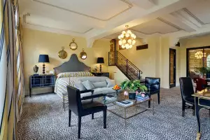 The Milestone Hotel Noel Coward Suite