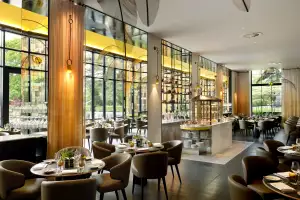 The Grove Hotel