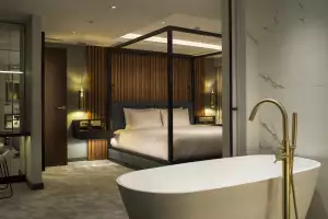 Middle Eight hotel Covent Garden suites and bedrooms