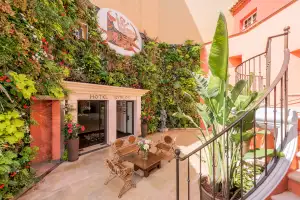 Hotel Byblos