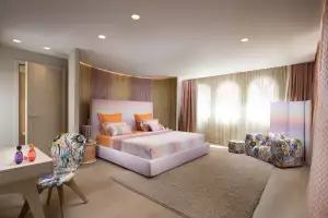 Hotel Byblos room