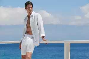 Love Brand & Co Shirt and shorts
