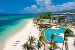 Sandals Dunn's River