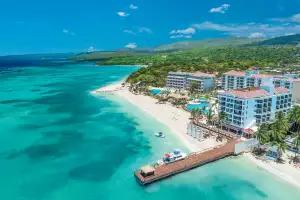 Sandals Dunn's River