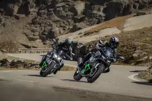 Kawasaki Ninja 7 Hybrid and Ninja Z 7 Hybrid