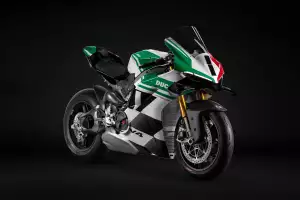 Ducati Panigale V4 Tricolore 1