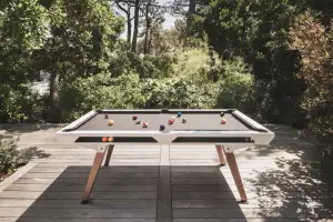 Cornilleau pool table