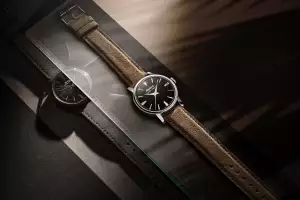 Alpina Tropic-Proof Handwinding watch