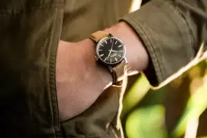 Alpina Tropic-Proof Handwinding watch