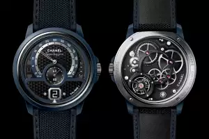 Chanel Monsieur de Chanel Superleggera in blue ceramic