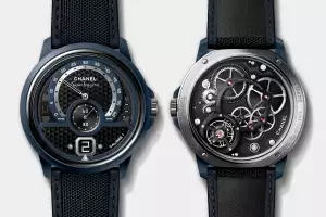 Chanel Monsieur de Chanel Superleggera in blue ceramic