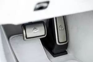 Mercedes-Maybach SL 680 Monogram Series in White Ambience