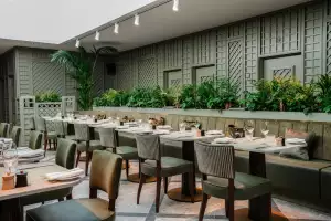 Crossbasket Castle restaurant