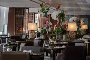 TĪNG's main dining room
