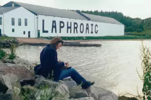 Painting the Laphroaig’s The Wall 39-Year-Old Rope Edition