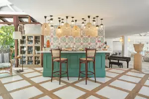 Paradise Cove tea bar