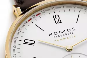 Nomos Tangente Update