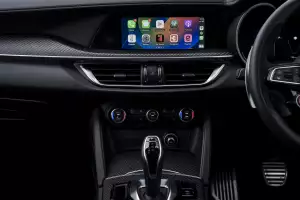 Alfa Romeo Stelvio Quadrifoglio interior