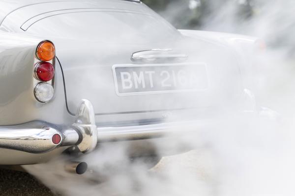 Aston Martin Goldfinger DB5 Continuation
