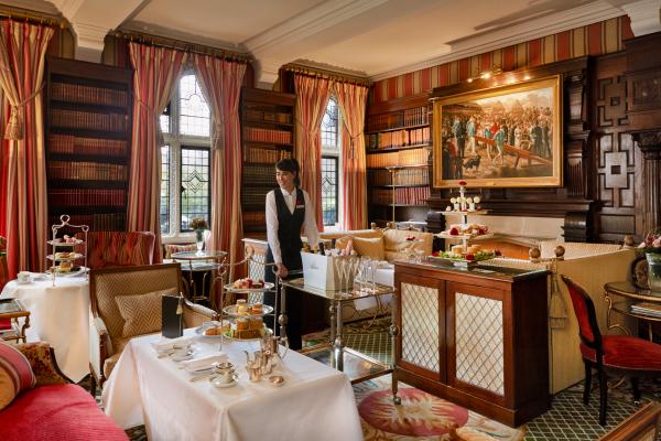 Afternoon tea in the Park Lounge