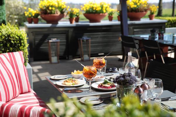 The Grove Hotel