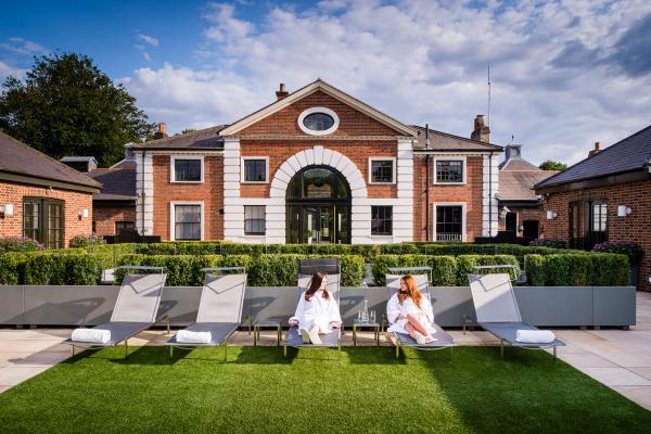 The Grove – spa and estate