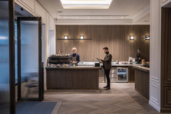 Page 8 hotel London