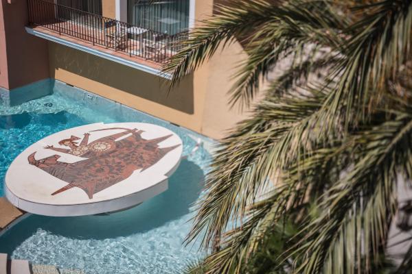 Hotel Byblos