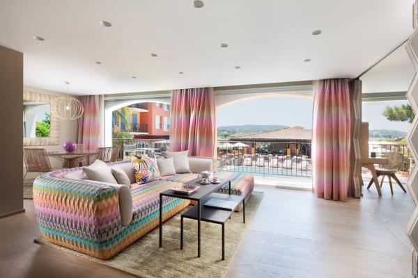 Hotel Byblos room
