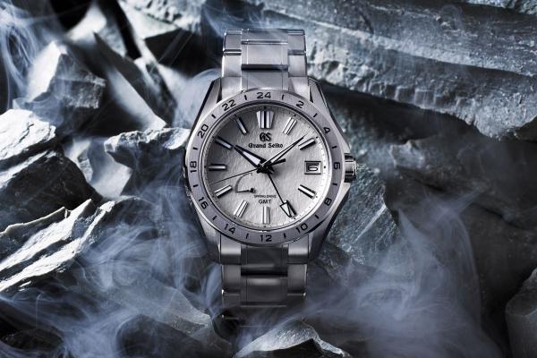 GRAND SEIKO Evolution 9 Spring Drive GMT ‘Mist Flake’ GRAND SEIKO Evolution 9 Spring Drive GMT ‘Mist Flake’