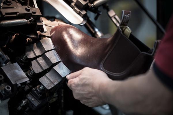 RM Williams manufacturing