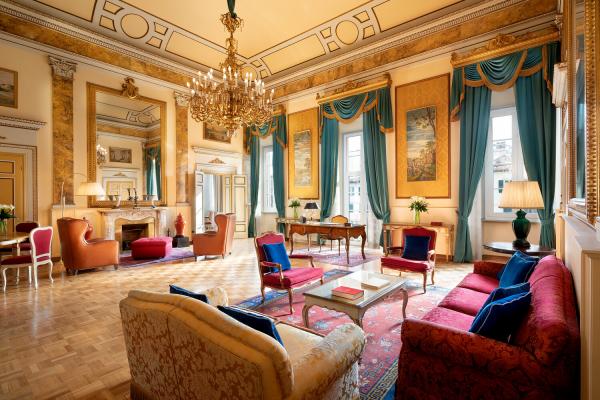 Sina Villa Medici