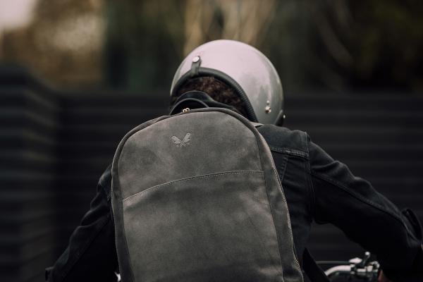 Bennett Winch bags with model