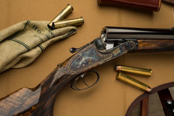 Holland & Holland shotgun