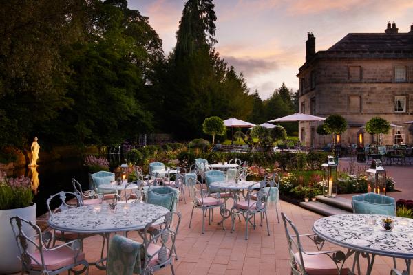 Norton Bar & Courtyard terrace