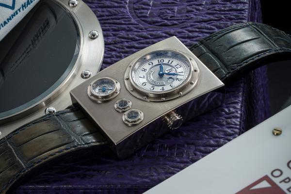 Vianney Halter Trio watch