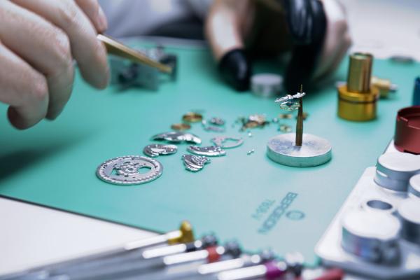 Luxe Watches service centre Luxe Watches service centre
