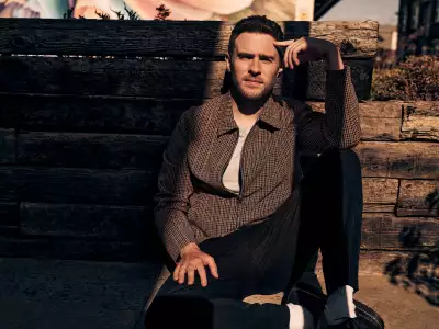 Iain De Caestecker