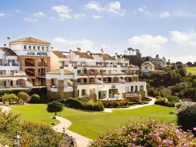 La Cala Resort